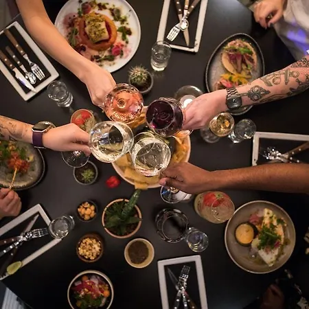 Отель Oleana Берген